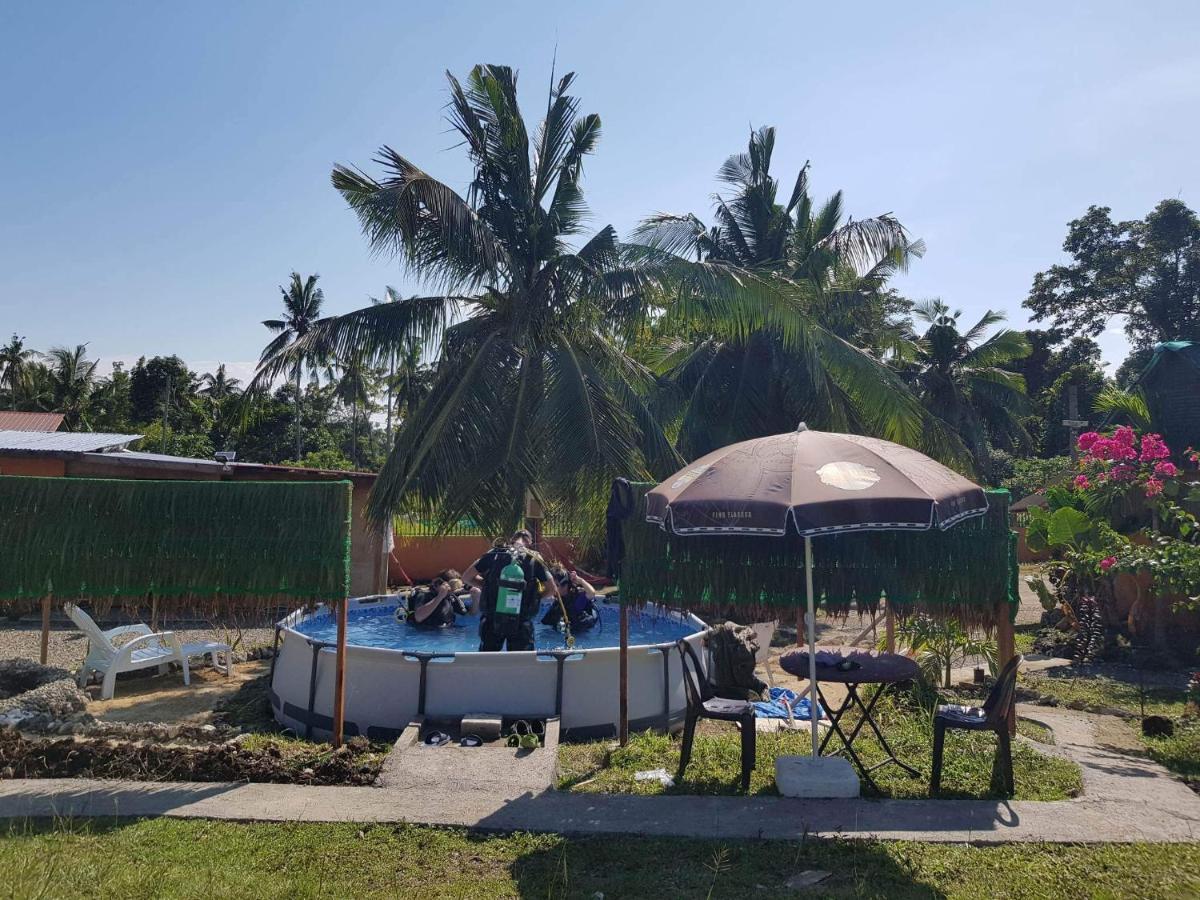 Nirvana Bamboo & Dive Resort Moalboal Exterior photo